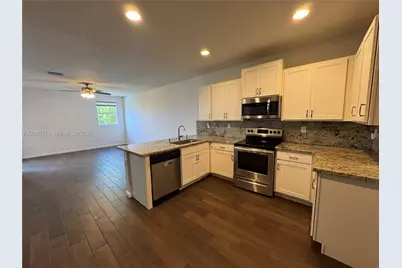 2373 SE 14th St #2373, Homestead, FL 33035 - Photo 3