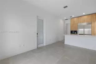 19670 NE 14th Ct, Miami, FL 33179 - Photo 25