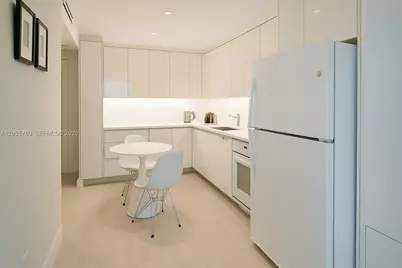 2301 Collins Ave #636, Miami Beach, FL 33139 - Photo 3