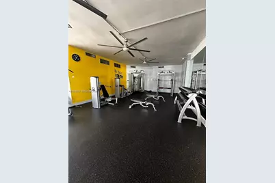 800 Parkview Dr #412, Hallandale Beach, FL 33009 - Photo 15