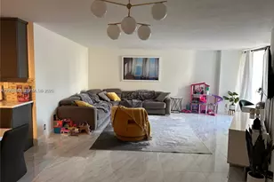 800 Parkview Dr, Hallandale Beach, FL 33009 - Photo 3