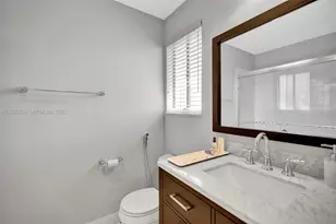 12471 NW 3 St, Plantation, FL 33325 - Photo 19