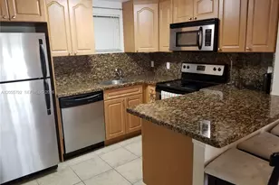 8290 Lake Dr, Doral, FL 33166 - Photo 3