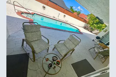 18701 Wentworth Dr, Hialeah, FL 33015 - Photo 53