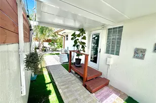 18701 Wentworth Dr, Hialeah, FL 33015 - Photo 37