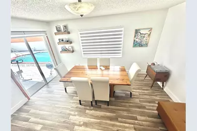 18701 Wentworth Dr, Hialeah, FL 33015 - Photo 13