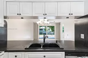 1105 Bahama Bend, Coconut Creek, FL 33066 - Photo 9