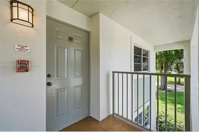 1105 Bahama Bnd #F2, Coconut Creek, FL 33066 - Photo 3