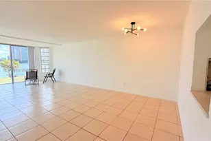 1302 NE 191st St, Miami, FL 33179 - Photo 5