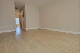 441 Collins Ave, Miami Beach, FL 33139 - Photo 11