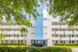 1701 NE 191st St, Miami, FL 33179 - Photo 1