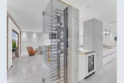 19707 Turnberry Way #6E, Aventura, FL 33180 - Photo 3