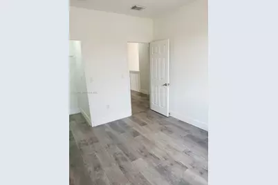 16654 SW 83rd Ln, Miami, FL 33193 - Photo 17