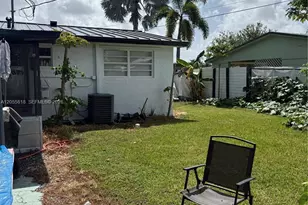 1892 NW 8th Terrace, Homestead, FL 33030 - Photo 15