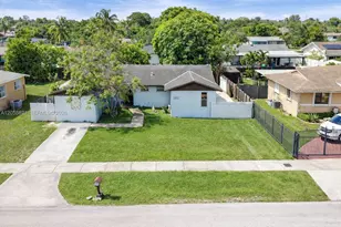 10221 SW 169th St, Miami, FL 33157 - Photo 1