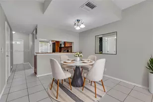 16640 Hemingway Dr, Weston, FL 33326 - Photo 7