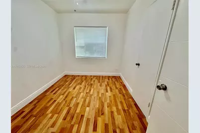 1050 NW 127th St #., North Miami, FL 33168 - Photo 7