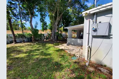 1050 NW 127th St #., North Miami, FL 33168 - Photo 15