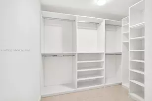 1901 Brickell Ave, Miami, FL 33129 - Photo 15