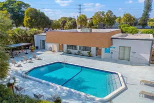 16851 NE 23rd Ave, North Miami Beach, FL 33160 - Photo 29