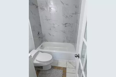 7195 NW 179th St #211, Hialeah, FL 33015 - Photo 9