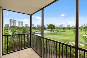 20379 W Country Club Dr, Aventura, FL 33180 - Photo 13