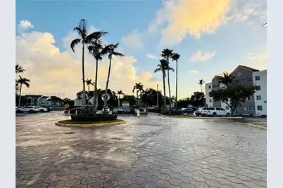 6175 NW 186th St #104, Hialeah, FL 33015 - Photo 29