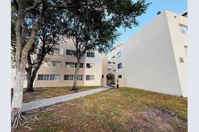 6175 NW 186th St #104, Hialeah, FL 33015 - Photo 27