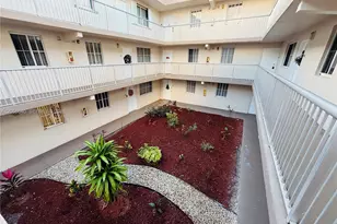 6175 NW 186th St, Hialeah, FL 33015 - Photo 19
