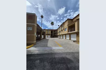 771 N Pine Island Rd #106, Plantation, FL 33324 - Photo 21