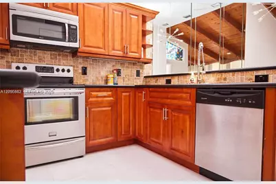 347 Leslie Dr, Hallandale Beach, FL 33009 - Photo 1