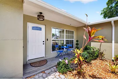 11371 NW 37th Pl, Sunrise, FL 33323 - Photo 3