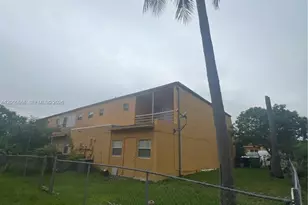 5950 NW 29th Pl, Sunrise, FL 33313 - Photo 9