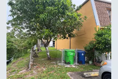 5950 NW 29th Pl #109, Sunrise, FL 33313 - Photo 3
