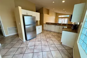 3393 SW 180th Way, Miramar, FL 33029 - Photo 5