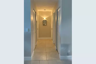 306 Circle Dr S #203, Boynton Beach, FL 33435 - Photo 5