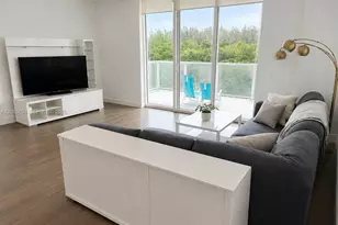 14951 Royal Oaks Ln, North Miami, FL 33181 - Photo 5