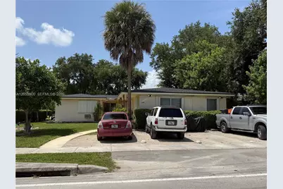 1570 NE 130th St, North Miami, FL 33161 - Photo 5