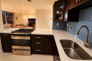 2030 S Ocean Dr, Hallandale Beach, FL 33009 - Photo 15