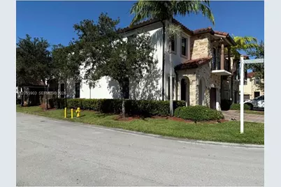 7022 NW 102nd Pl, Doral, FL 33178 - Photo 5