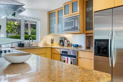 11403 NE 8th Ave, Biscayne Park, FL 33161 - Photo 19