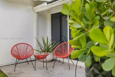11403 NE 8th Ave, Biscayne Park, FL 33161 - Photo 37
