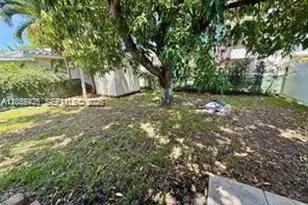 1315 N 19th Ave, Hollywood, FL 33020 - Photo 13