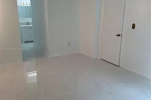 9270 Fontainebleau Blvd, Miami, FL 33172 - Photo 7