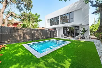 53 NW 52nd St, Miami, FL 33127 - Photo 23