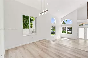 1457 NW 159th Ln, Pembroke Pines, FL 33028 - Photo 7