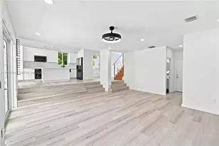 1457 NW 159th Ln, Pembroke Pines, FL 33028 - Photo 19