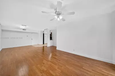 3600 Mystic Pointe Dr #310, Aventura, FL 33180 - Photo 11