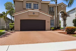 15670 SW 16th Ct, Pembroke Pines, FL 33027 - Photo 3