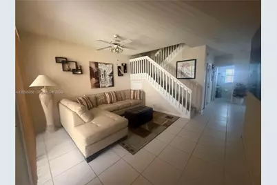 16836 SW 1st Pl, Pembroke Pines, FL 33027 - Photo 5